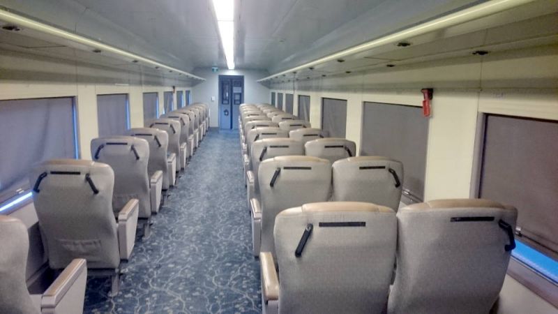 Carriage interior
Red Premium carriage on The Overland
